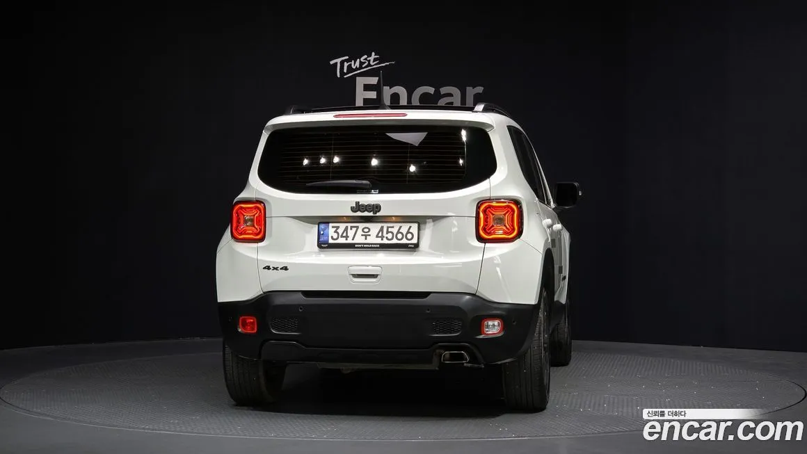 Jeep Renegade 2021 из KR, фото 7