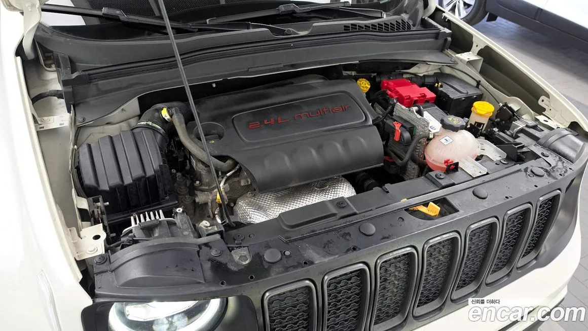 Jeep Renegade 2021 из KR, фото 8