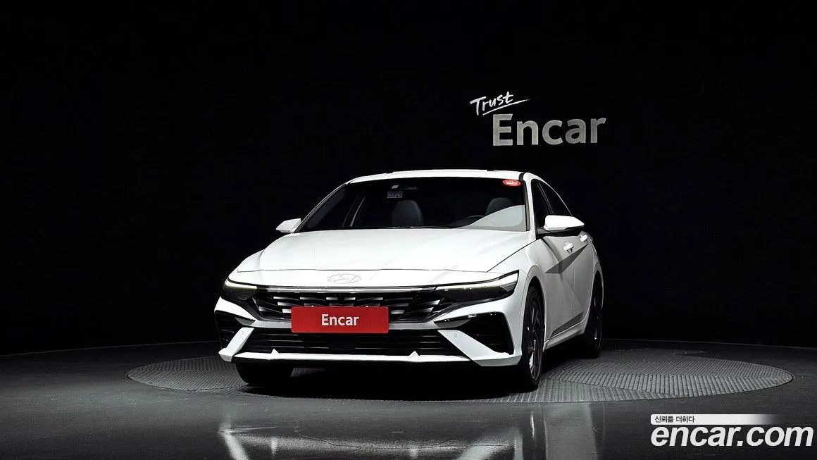 Hyundai AVANTE — фото 3