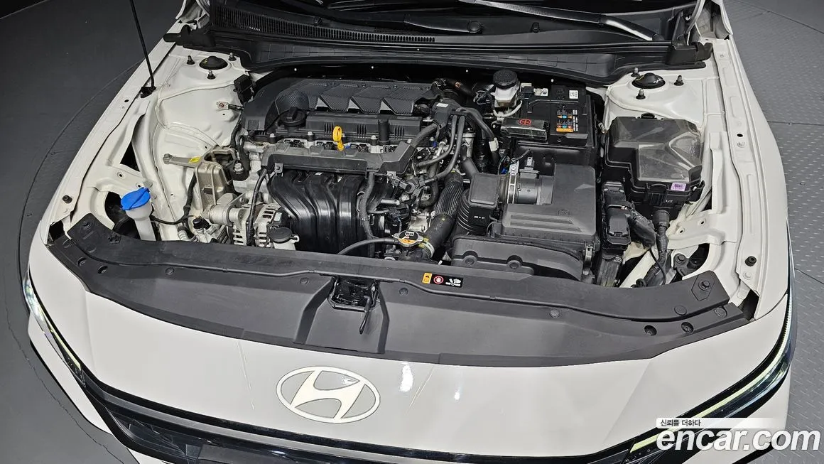 Hyundai AVANTE — фото 6