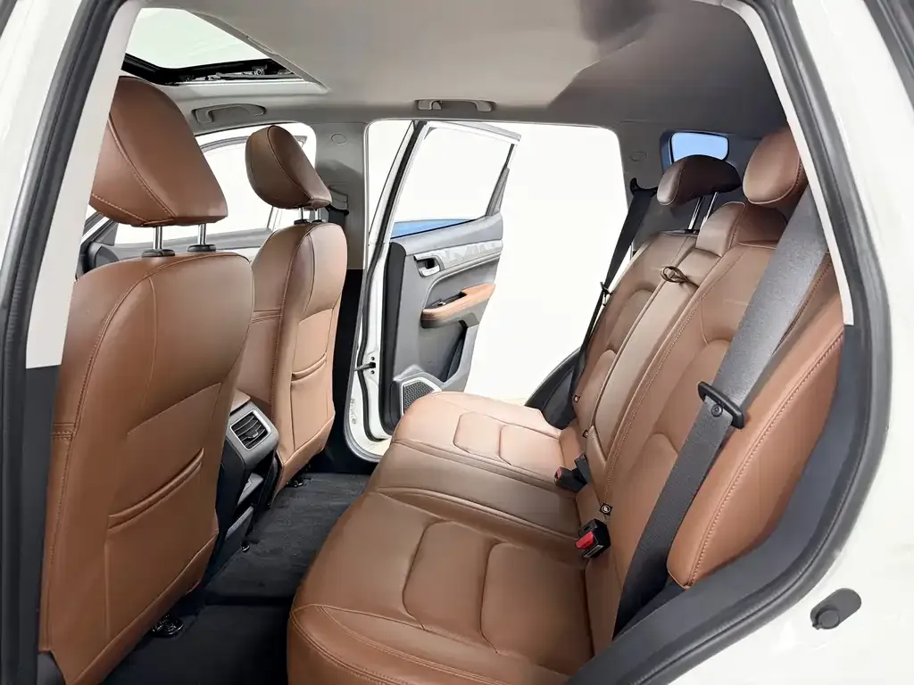 Geely Vision X6 — фото 8