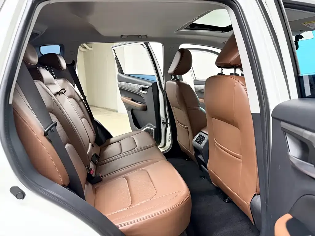 Geely Vision X6 — фото 10