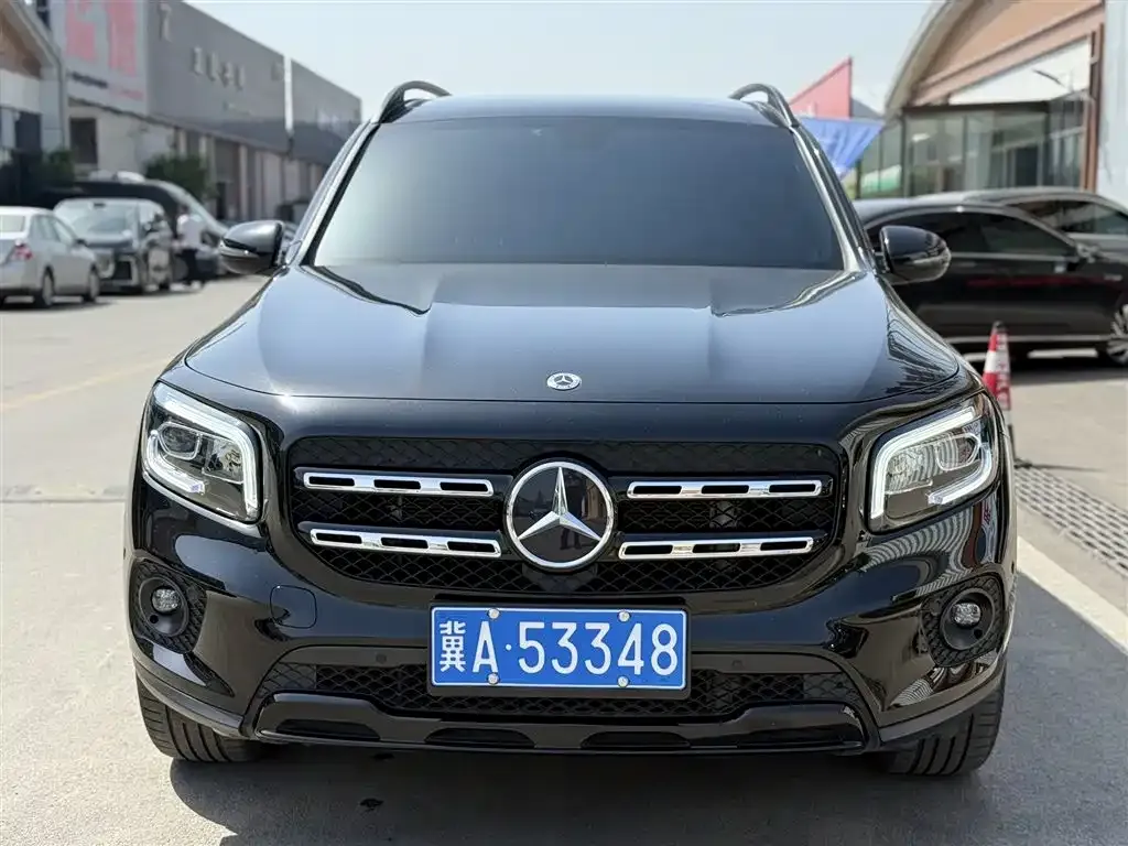 Mercedes-Benz GLB — фото 2