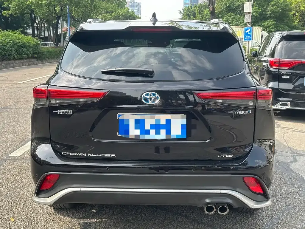 Toyota Crown Kluger 2021 из CN, фото 7