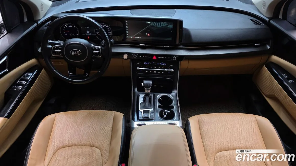 Kia Carnival — фото 10