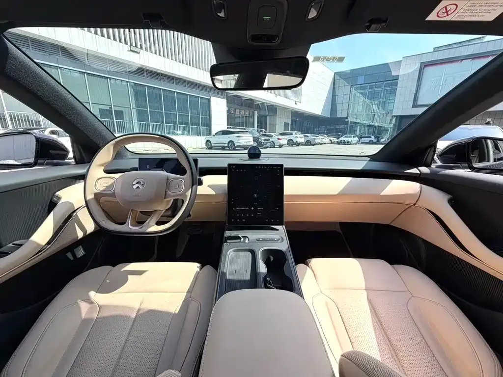 NIO ET5T 2024 из CN, фото 8