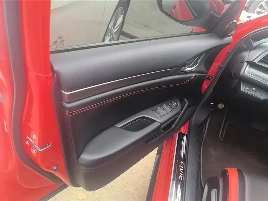 Honda Civic — фото 6