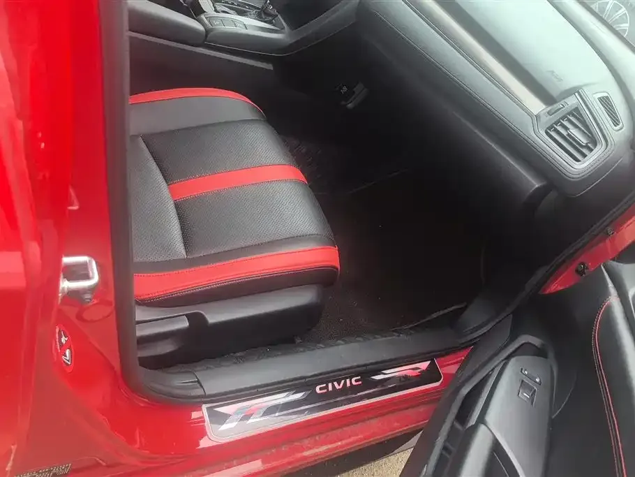 Honda Civic — фото 4