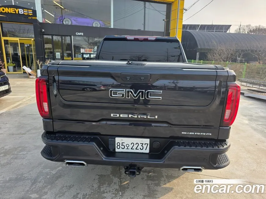 GMC Sierra 2023 из KR, фото 10