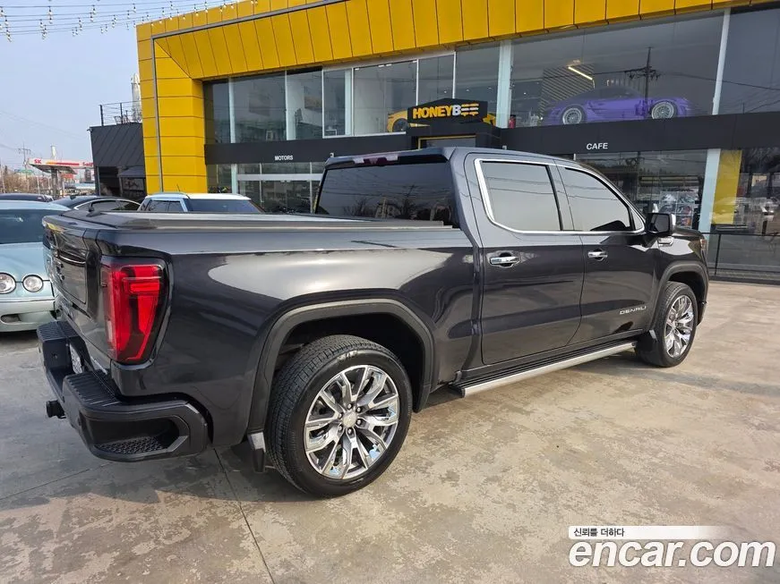 GMC Sierra 2023 из KR, фото 8