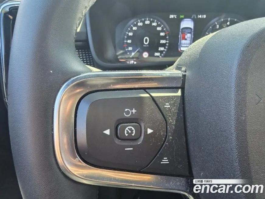 Volvo XC40 2022 из KR, фото 8