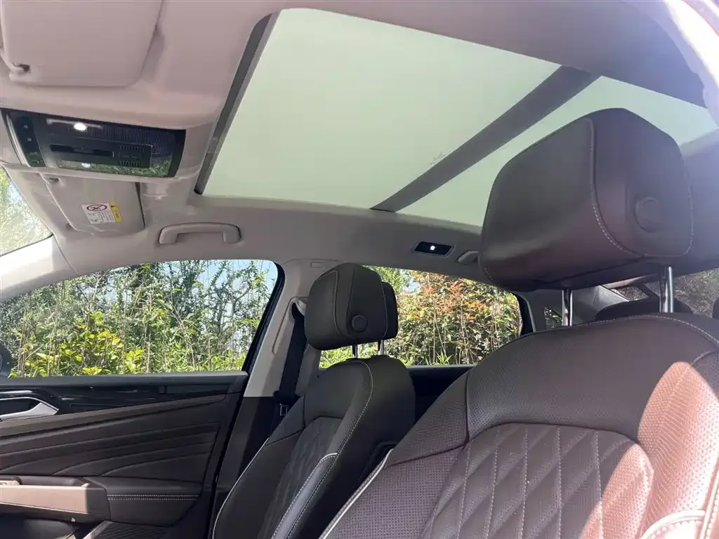 Volkswagen Passat — фото 2