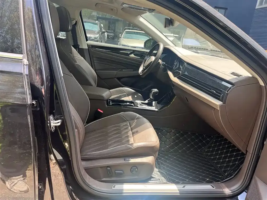 Volkswagen Passat — фото 3