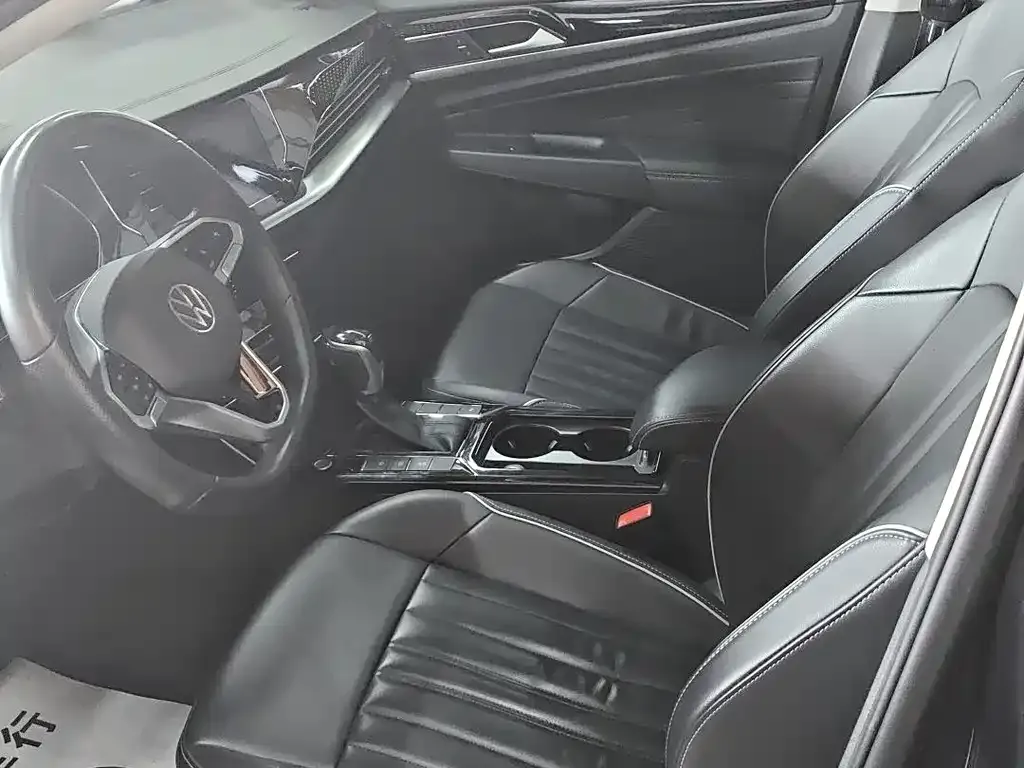 Volkswagen Passat — фото 8