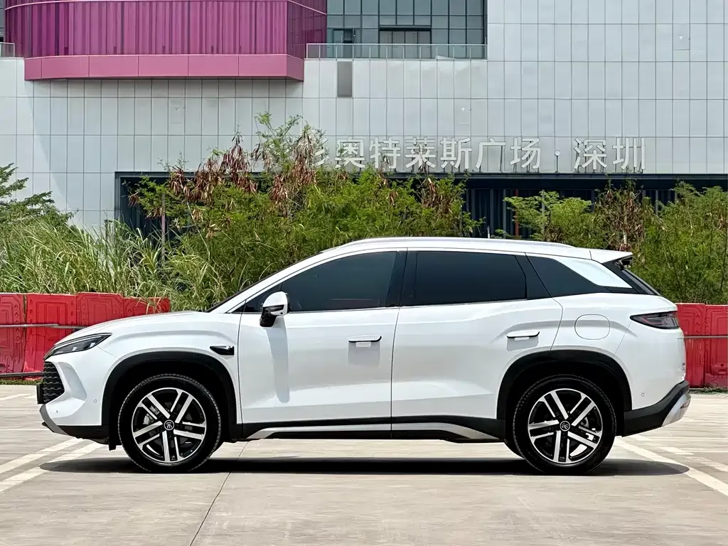 BYD L DM-i 2025 из CN, фото 2