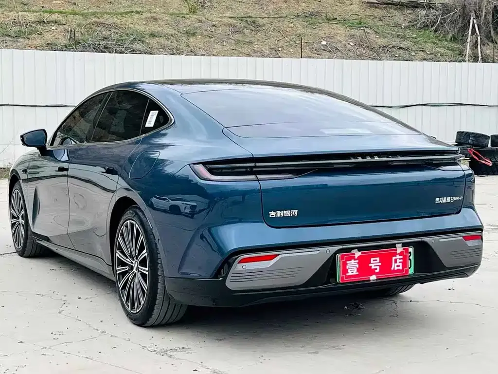 Geely Galaxy Xingyao 8 2025 из CN, фото 8