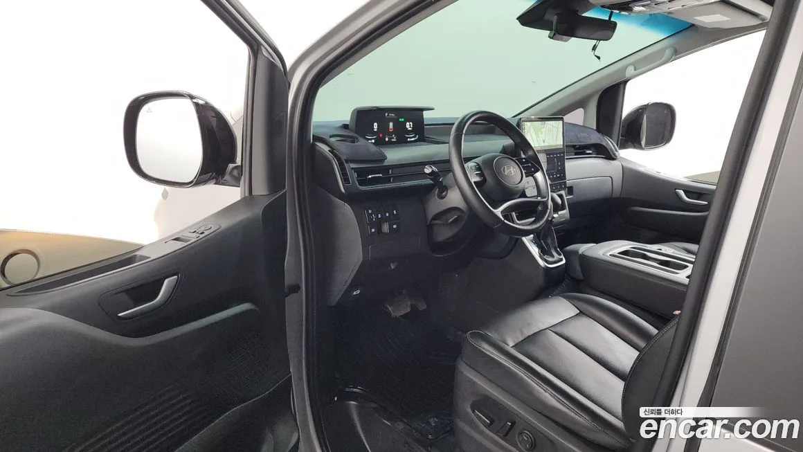 Hyundai Staria 2025 из KR, фото 10