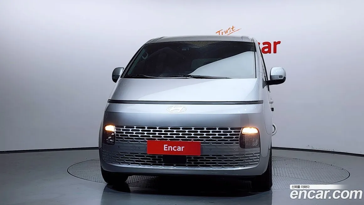 Hyundai Staria 2025 из KR, фото 2
