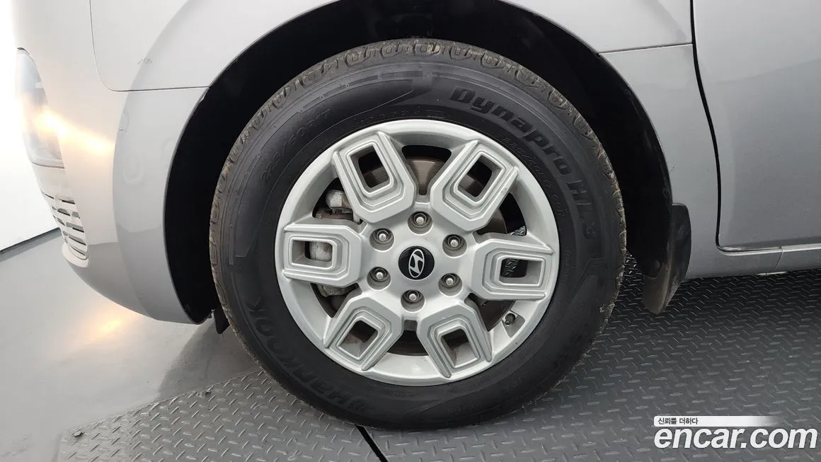 Hyundai Staria 2025 из KR, фото 5