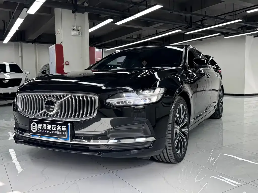 Volvo S90 2022 из CN, фото 1