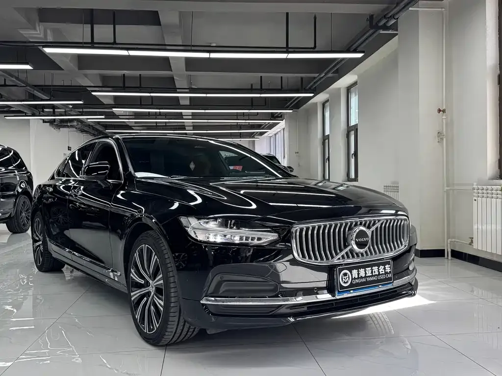 Volvo S90 2022 из CN, фото 4