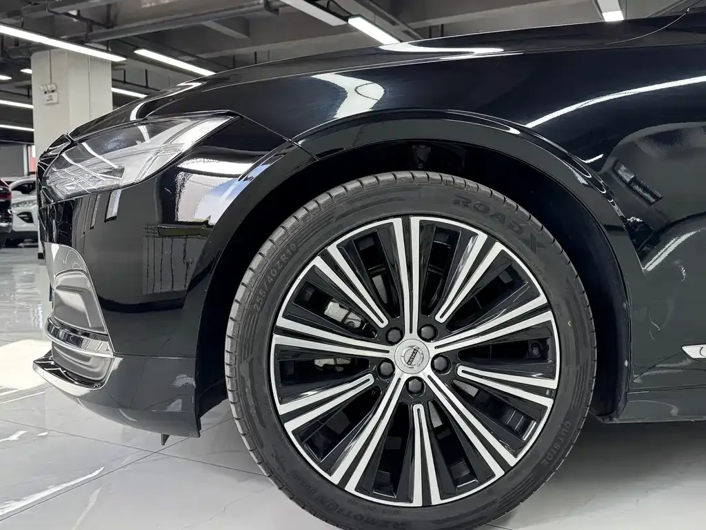 Volvo S90 2022 из CN, фото 6