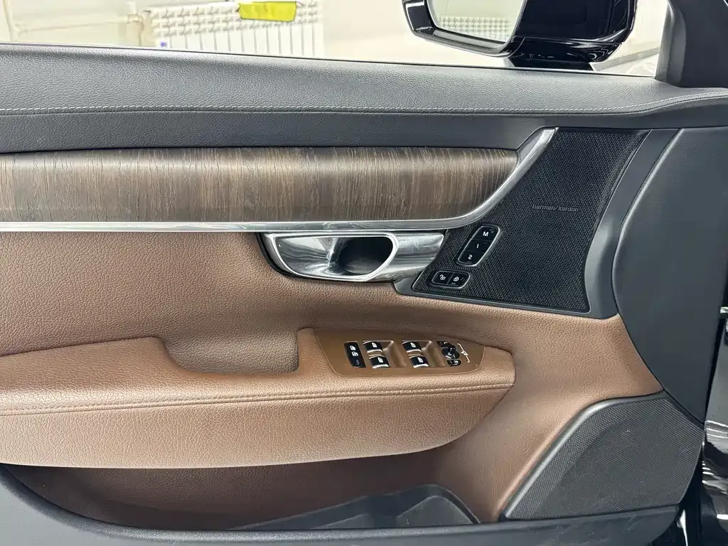 Volvo S90 2022 из CN, фото 10