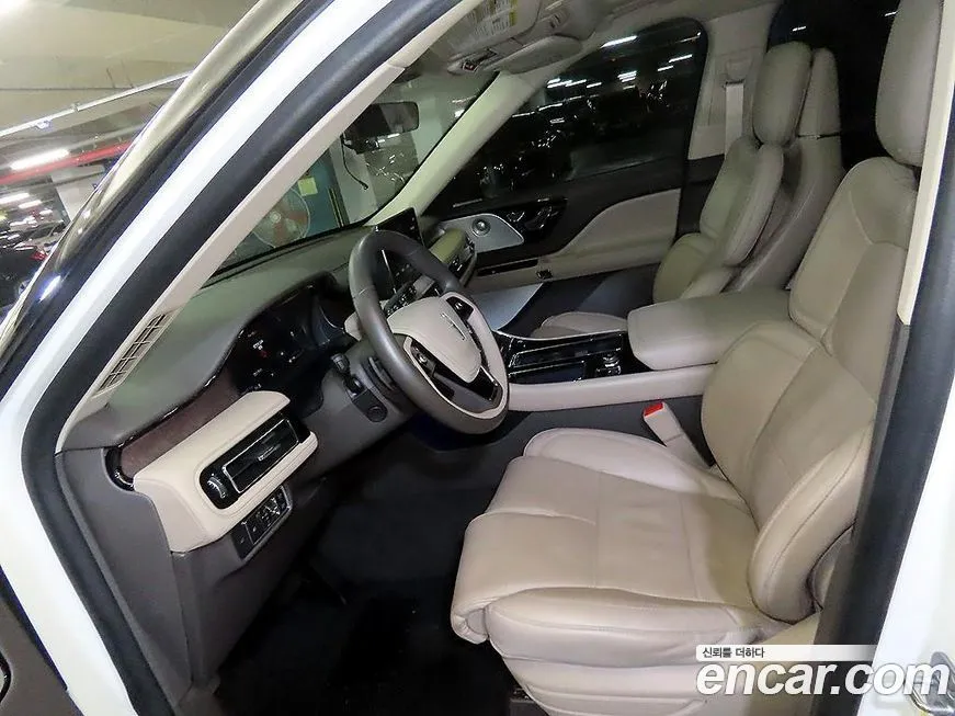 Lincoln Aviator 2023 из KR, фото 2