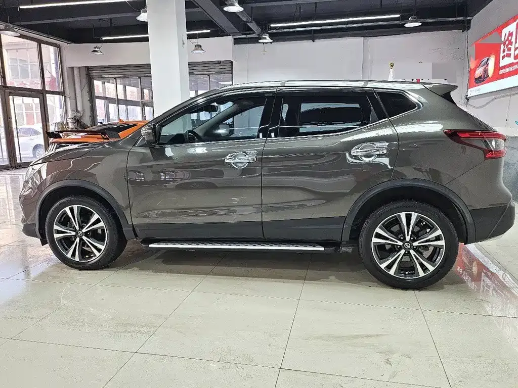 Nissan Qashqai — фото 3