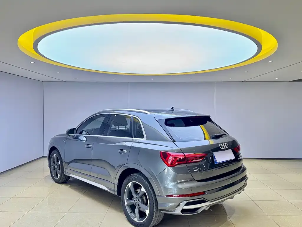 Audi Q3 — фото 5