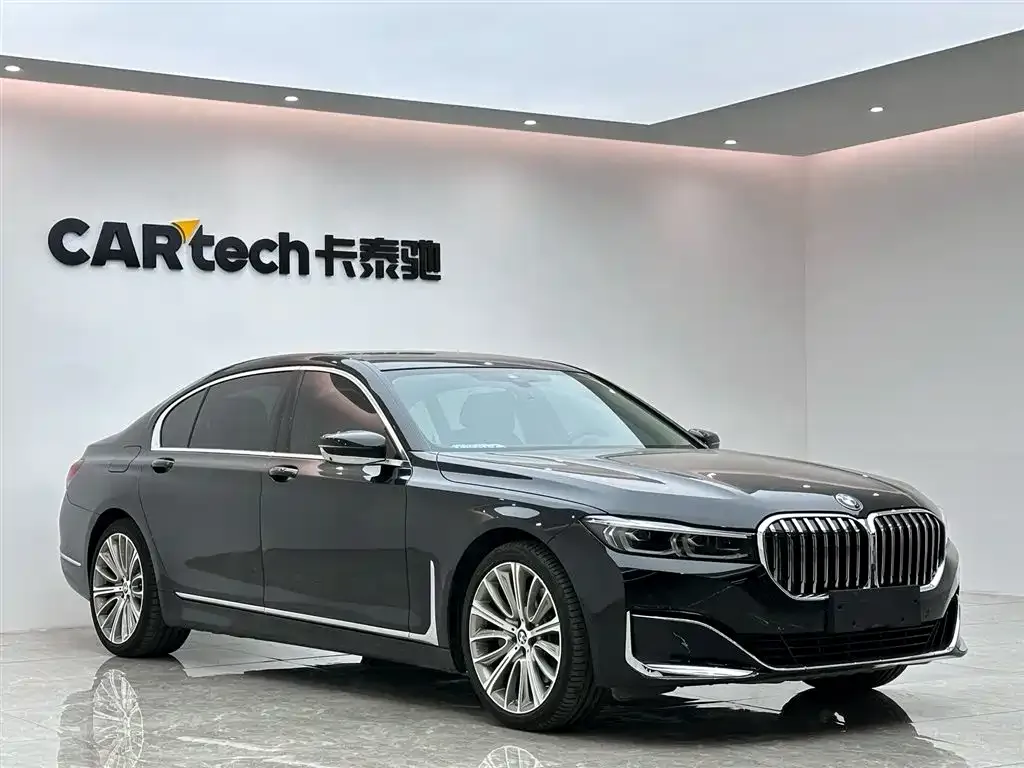 BMW 7 Series — фото 2