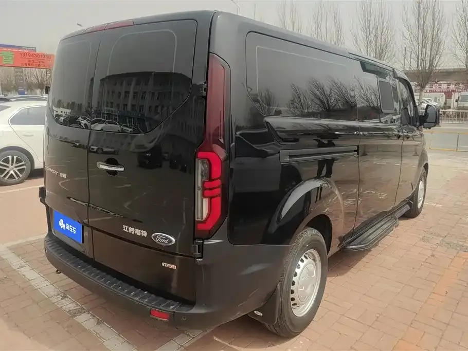 Ford Transit 2024 из CN, фото 7
