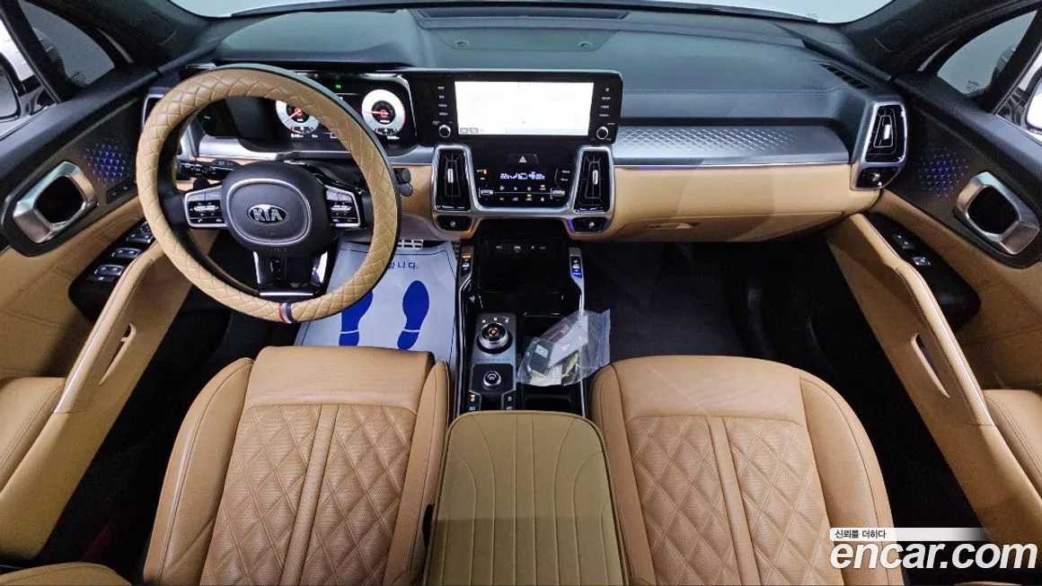 Kia Sorento — фото 10