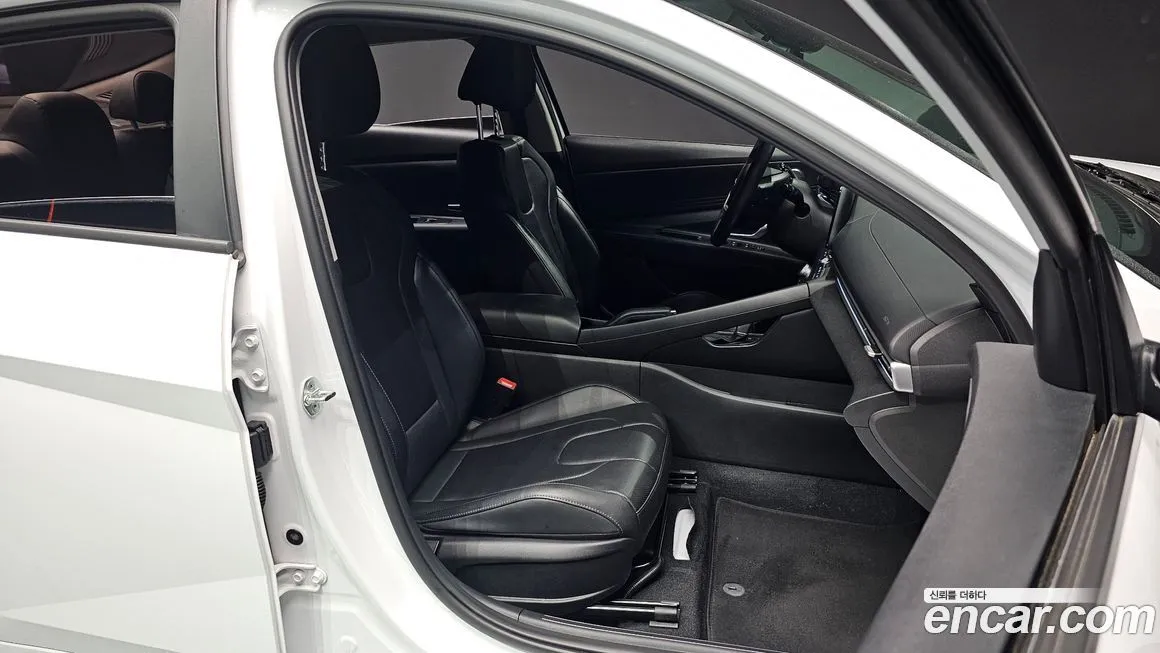 Hyundai AVANTE — фото 6