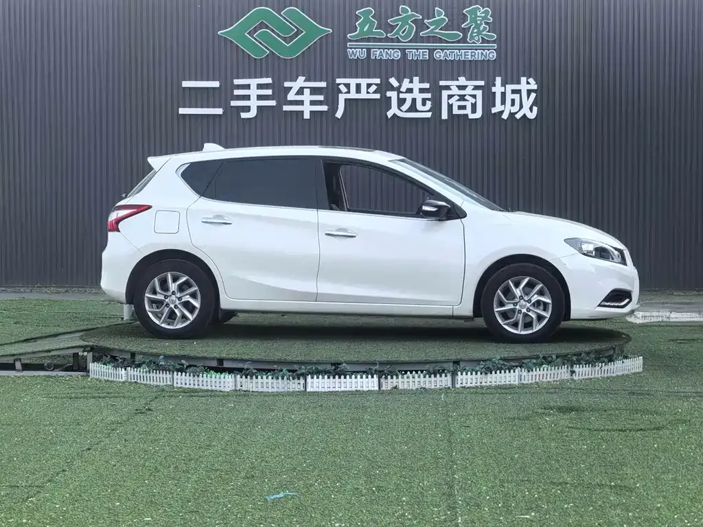 Nissan Tiida 2022 из CN, фото 9