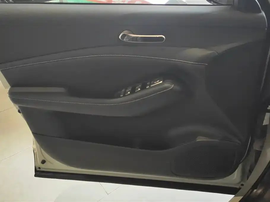 Baojun Yunhai 2025 из CN, фото 2