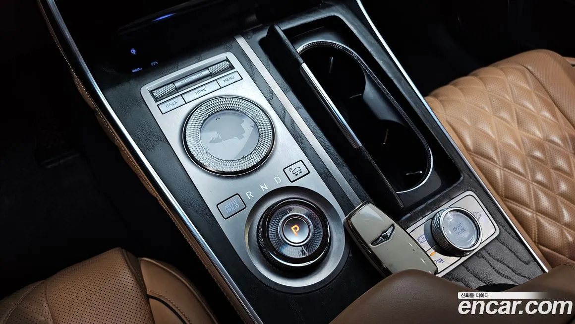 Genesis GV80 — фото 10