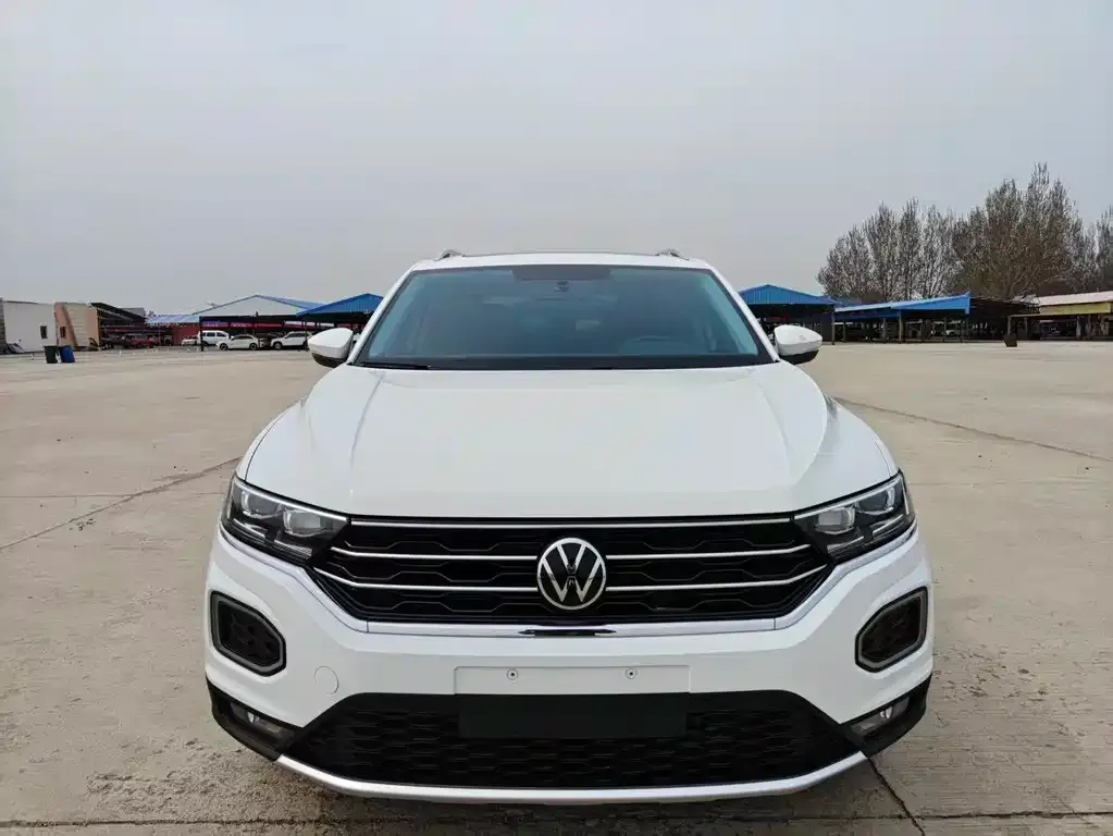 Volkswagen T-Roc — фото 7