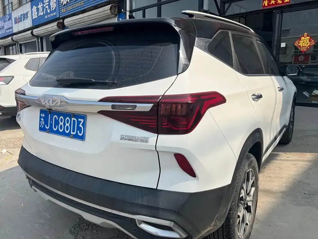 Kia KX3 2022 из CN, фото 8