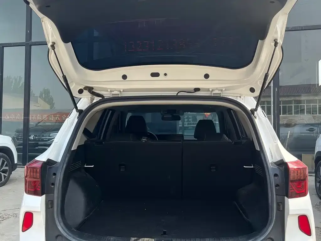 Kia KX3 2022 из CN, фото 3