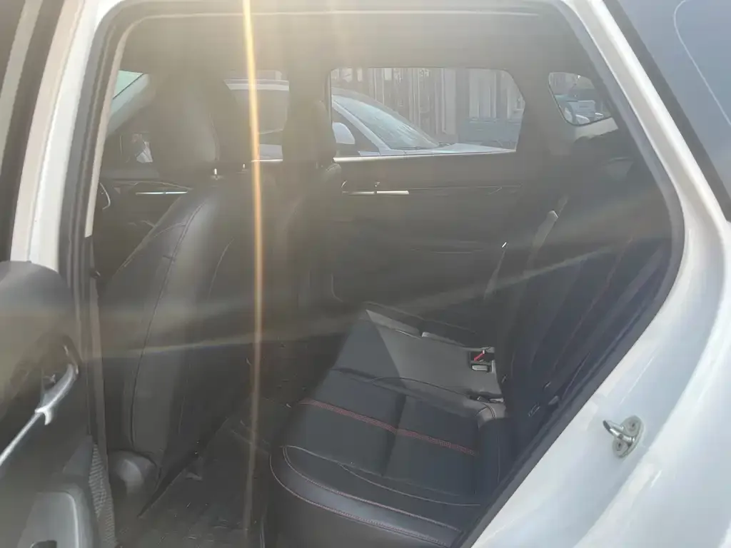 Kia KX3 2022 из CN, фото 2