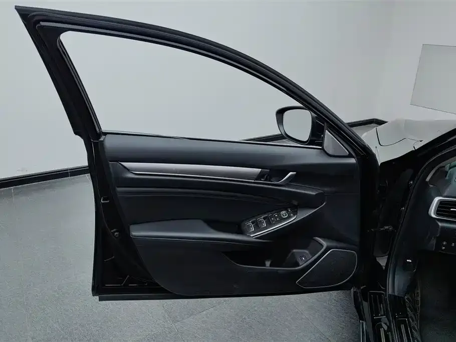 Honda Accord — фото 2