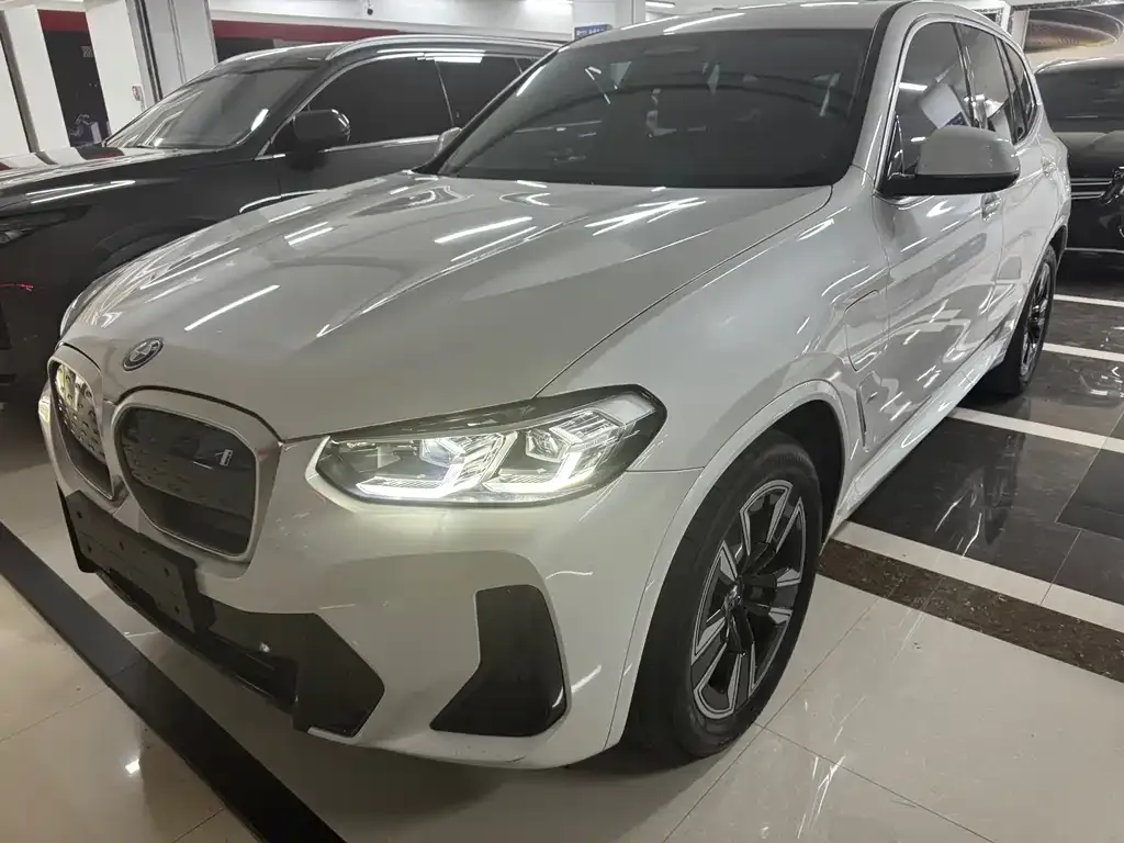 BMW iX3 2023 из CN, фото 9