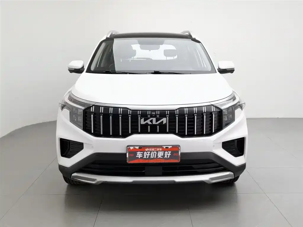 Kia Sportage 2023 из CN, фото 2