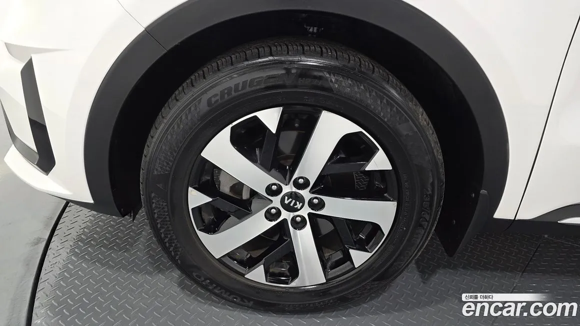Kia Sorento — фото 10