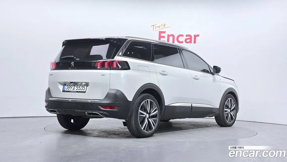 Peugeot 5008 — фото 2
