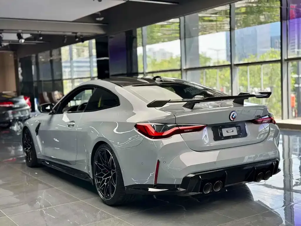 BMW M4 — фото 5