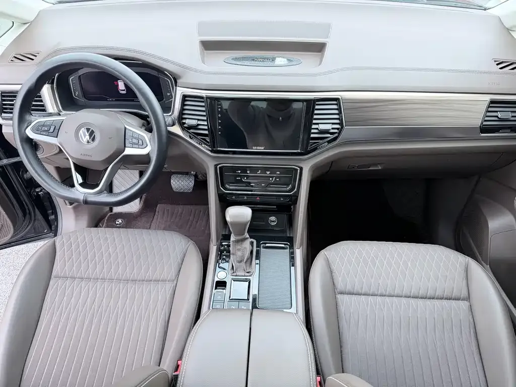 Volkswagen Viloran 2021 из CN, фото 2