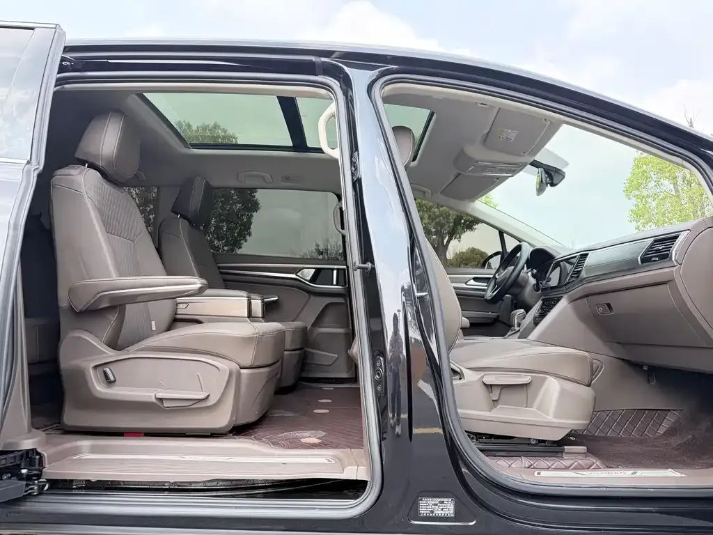 Volkswagen Viloran 2021 из CN, фото 5