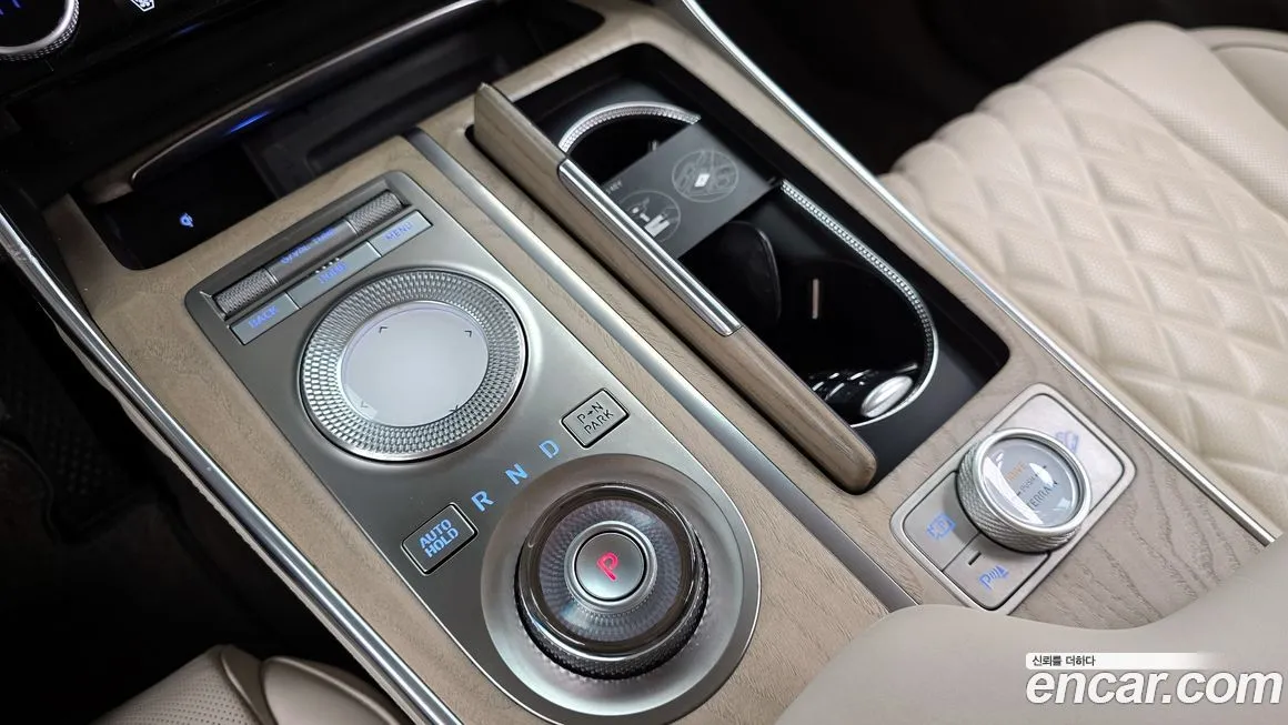 Genesis GV80 — фото 10